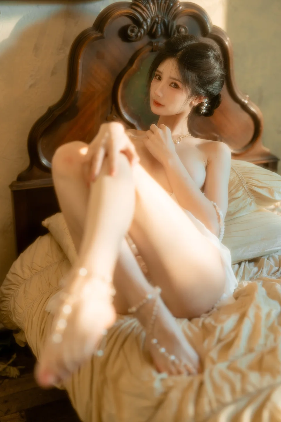 橙子喵酱&铁手叫兽_会员花絮_橙子小白裙_50P_1_11GB tg@simisebaisi 【丝足阁】025.webp